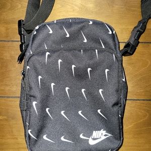 Nike crossbody